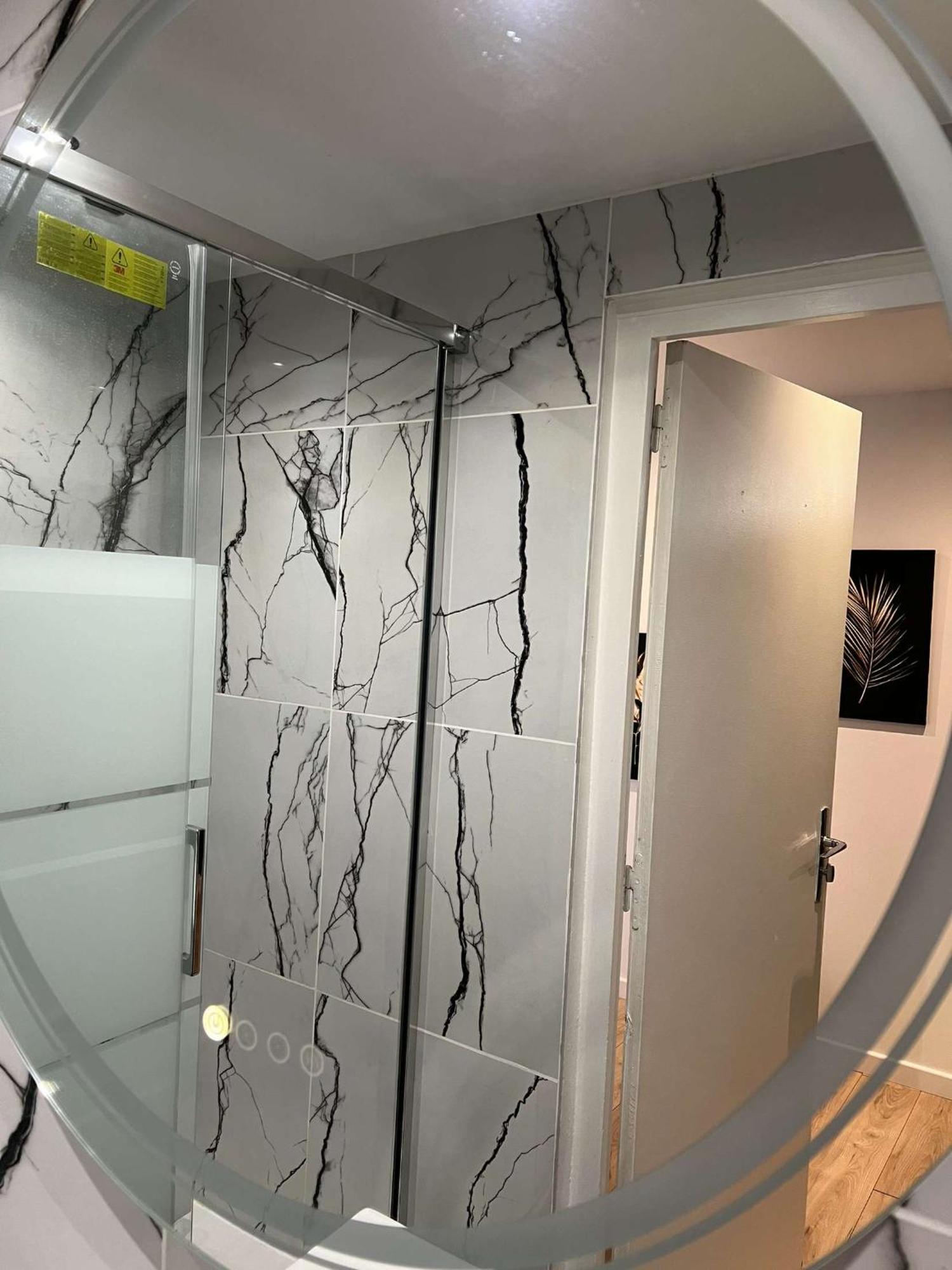 Appartement Moderne Vieille Ville Parking Gratuit Annecy Exterior foto