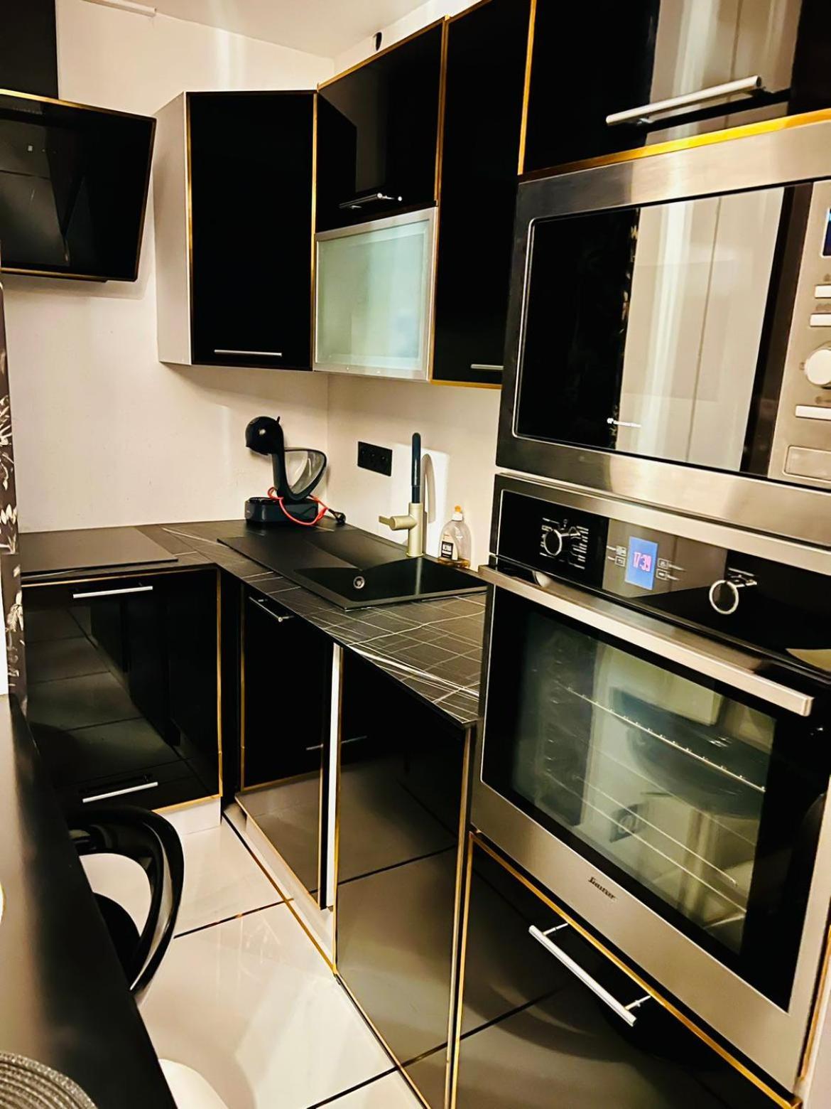 Appartement Moderne Vieille Ville Parking Gratuit Annecy Exterior foto