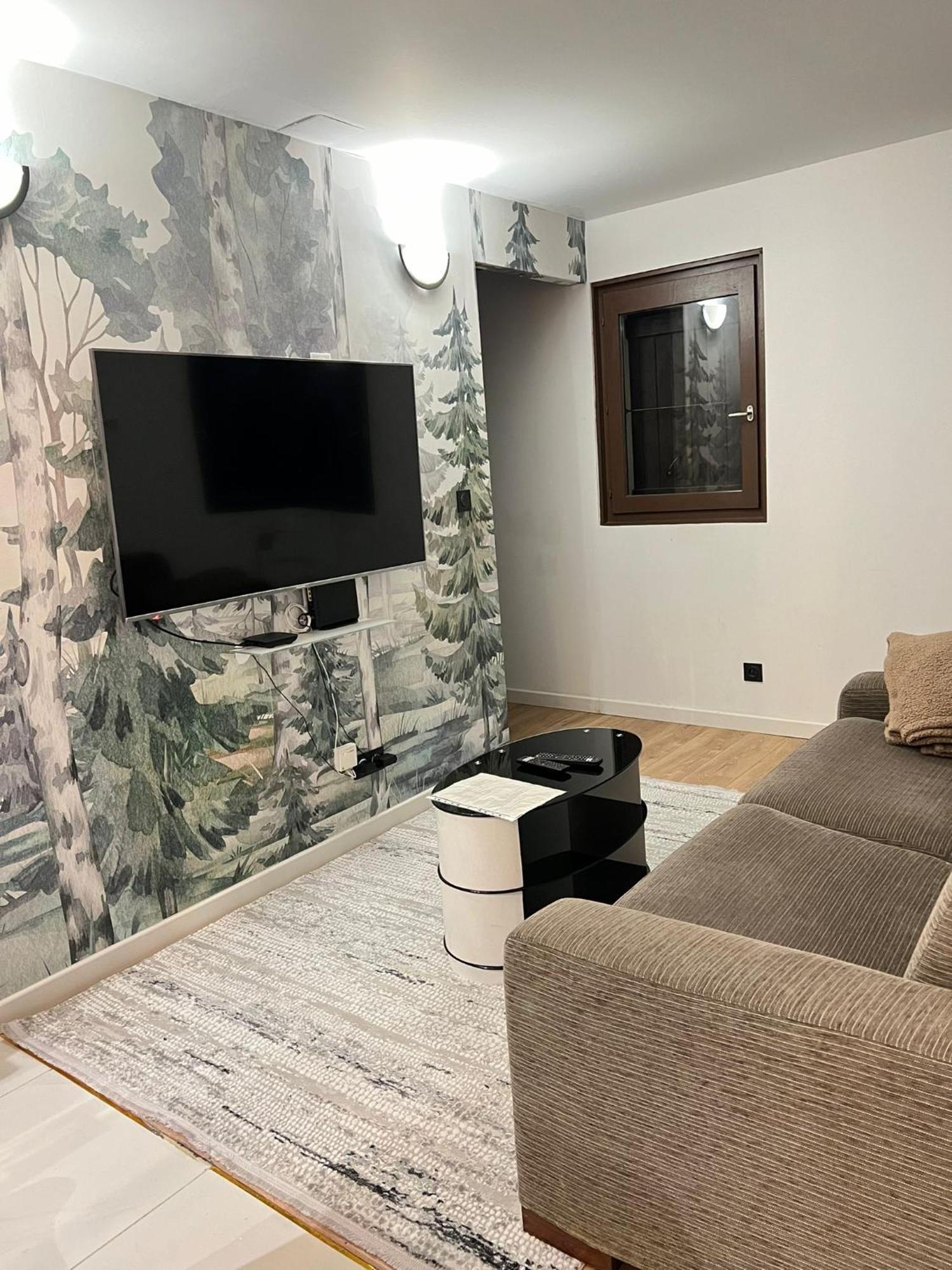 Appartement Moderne Vieille Ville Parking Gratuit Annecy Exterior foto